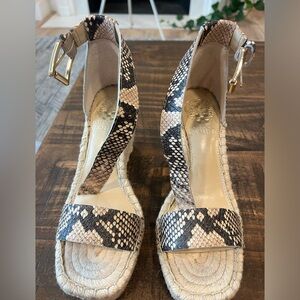 Vince Camuto Wedges